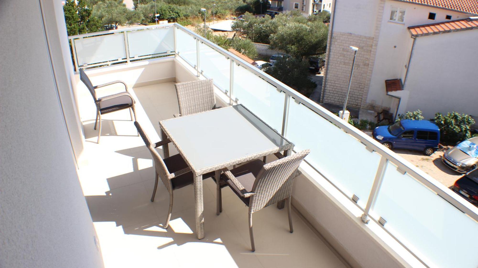 Apartments Danica Promajna Rom bilde